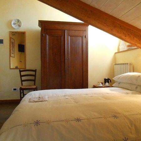 Aprile Bed & Breakfast Turin Bagian luar foto