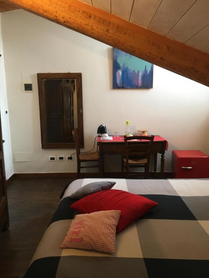 Aprile Bed & Breakfast Turin Bagian luar foto