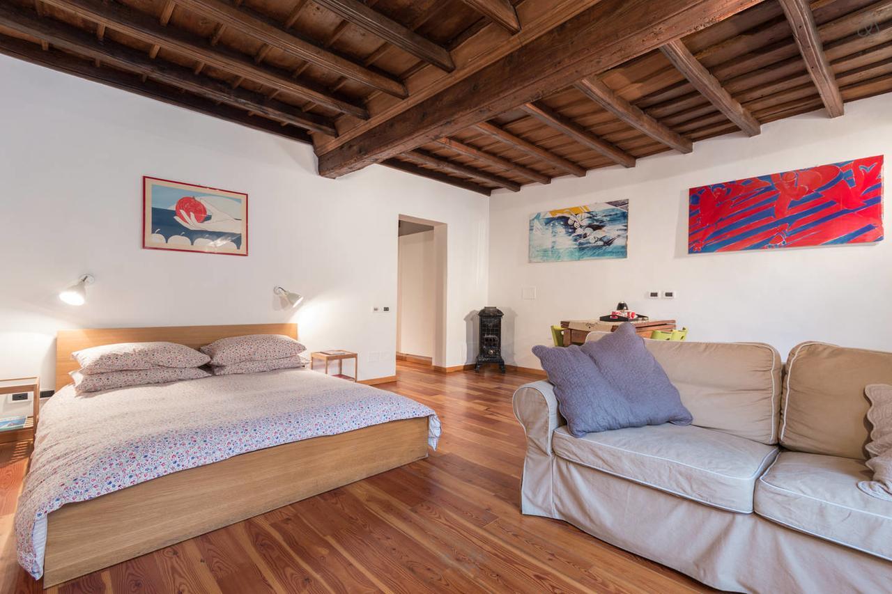 Aprile Bed & Breakfast Turin Bagian luar foto