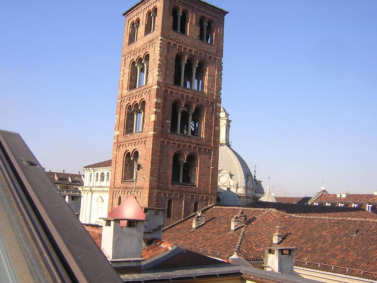 Aprile Bed & Breakfast Turin Bagian luar foto